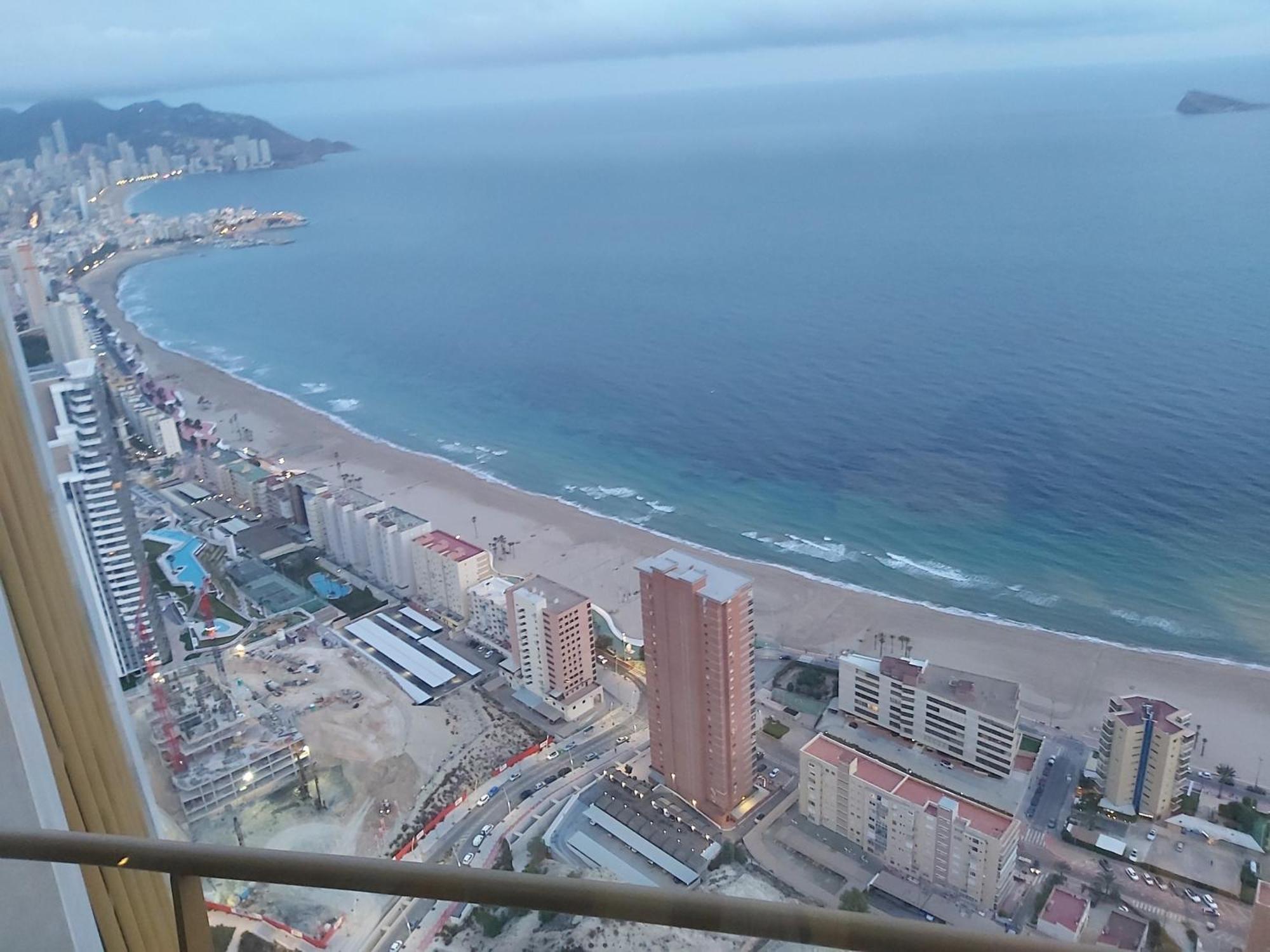 Intempo Luxury Ocean Views Resort Benidorm Esterno foto