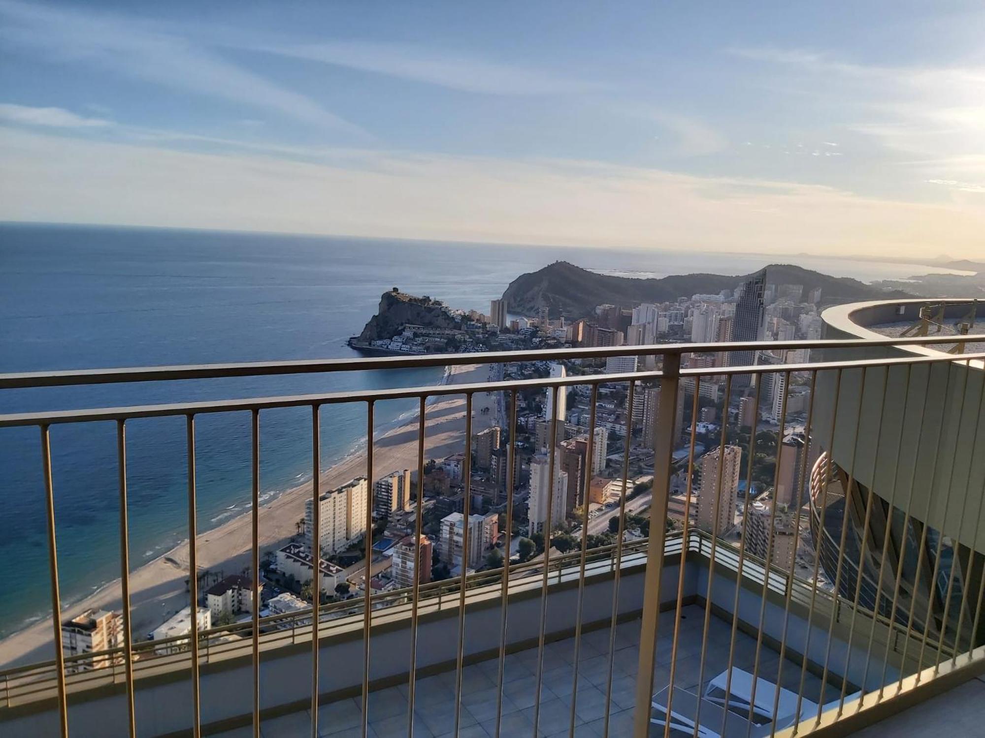 Intempo Luxury Ocean Views Resort Benidorm Esterno foto